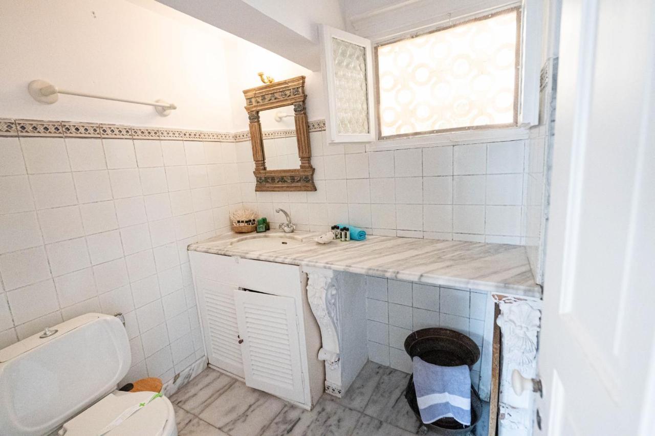 Traditional House Under The Clock Tower With Sweet View Poros Town Ngoại thất bức ảnh