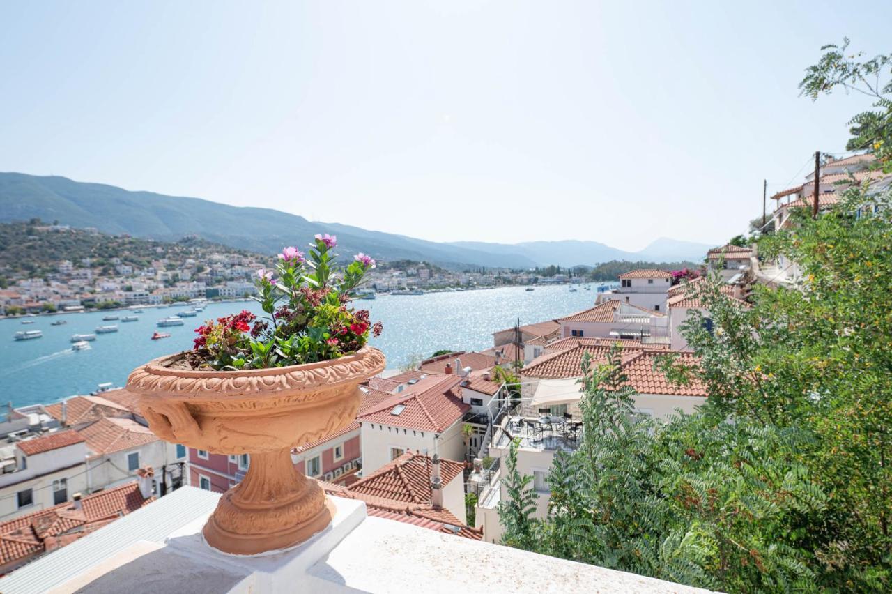 Traditional House Under The Clock Tower With Sweet View Poros Town Ngoại thất bức ảnh